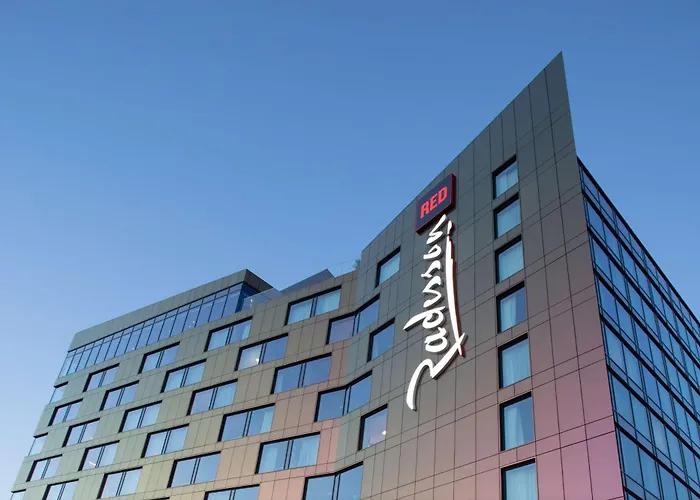 Radisson Red , GlasgowAirport Hotel